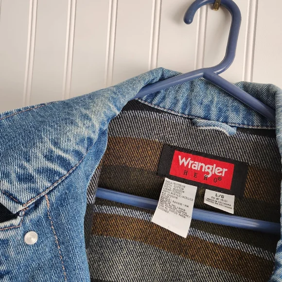 Vintage Wrangler Hero Blue 100% Cotton Denim Heavy Weight Barncore Jacket Large - Picture 8 of 8